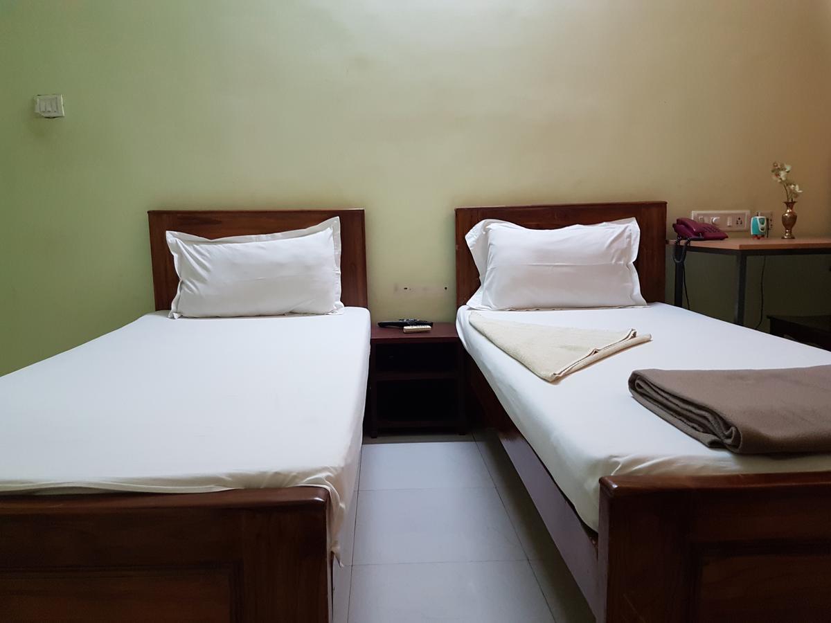 Orchid Serenity Chennai Exterior photo