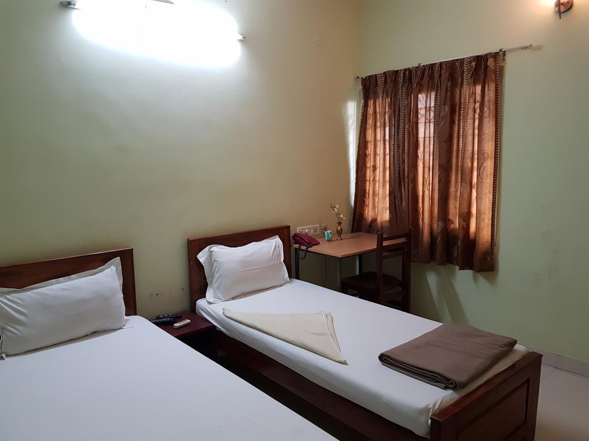 Orchid Serenity Chennai Exterior photo
