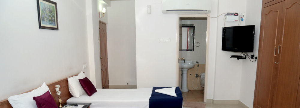 Orchid Serenity Chennai Exterior photo